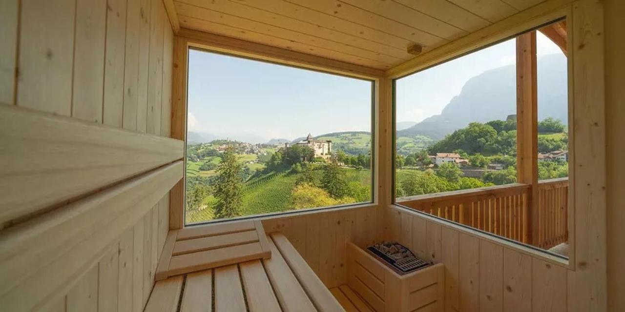 Himml Schlosshof Umes Esterno foto